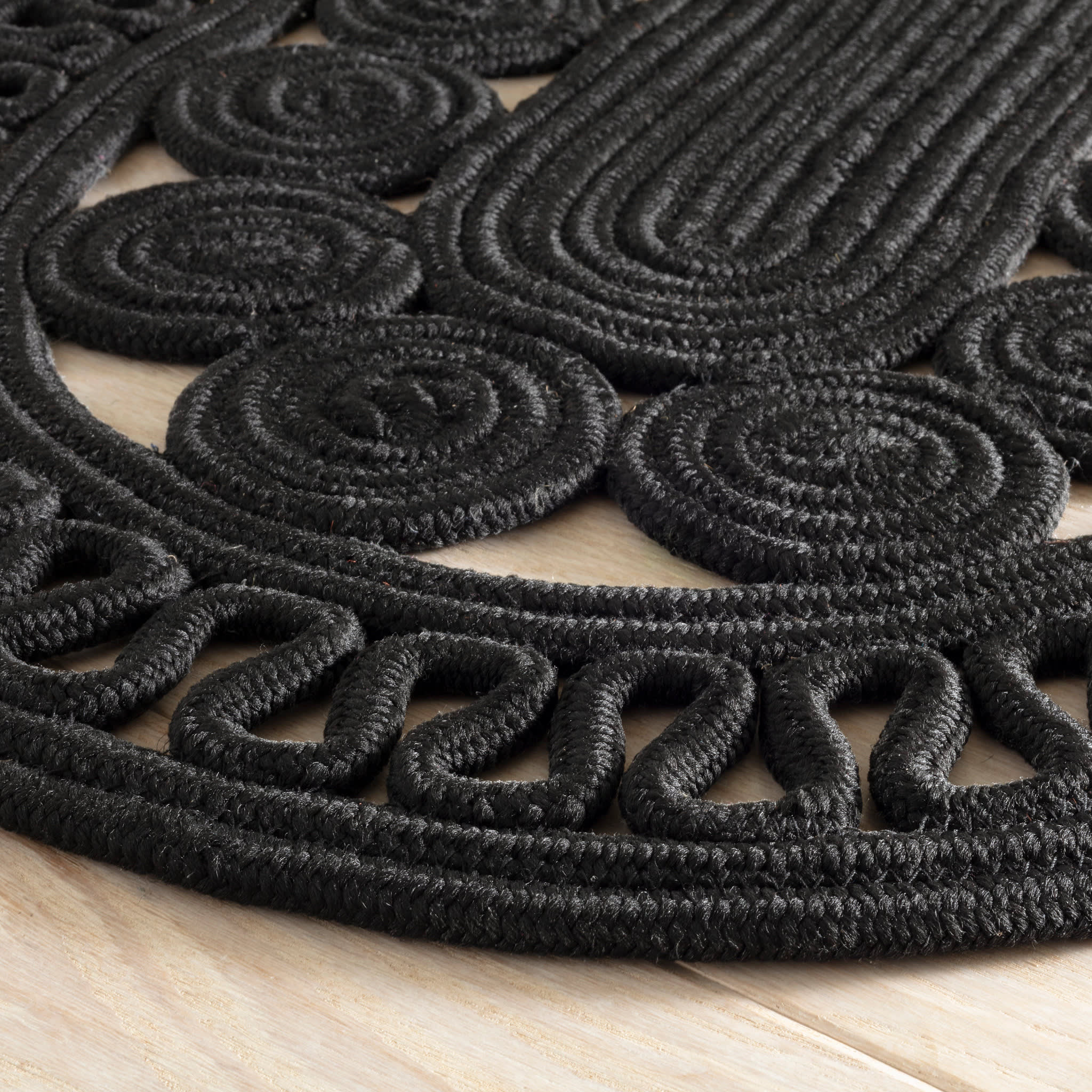 Audrey Handwoven Indoor/Outdoor Oval Rug | Black - Image 4