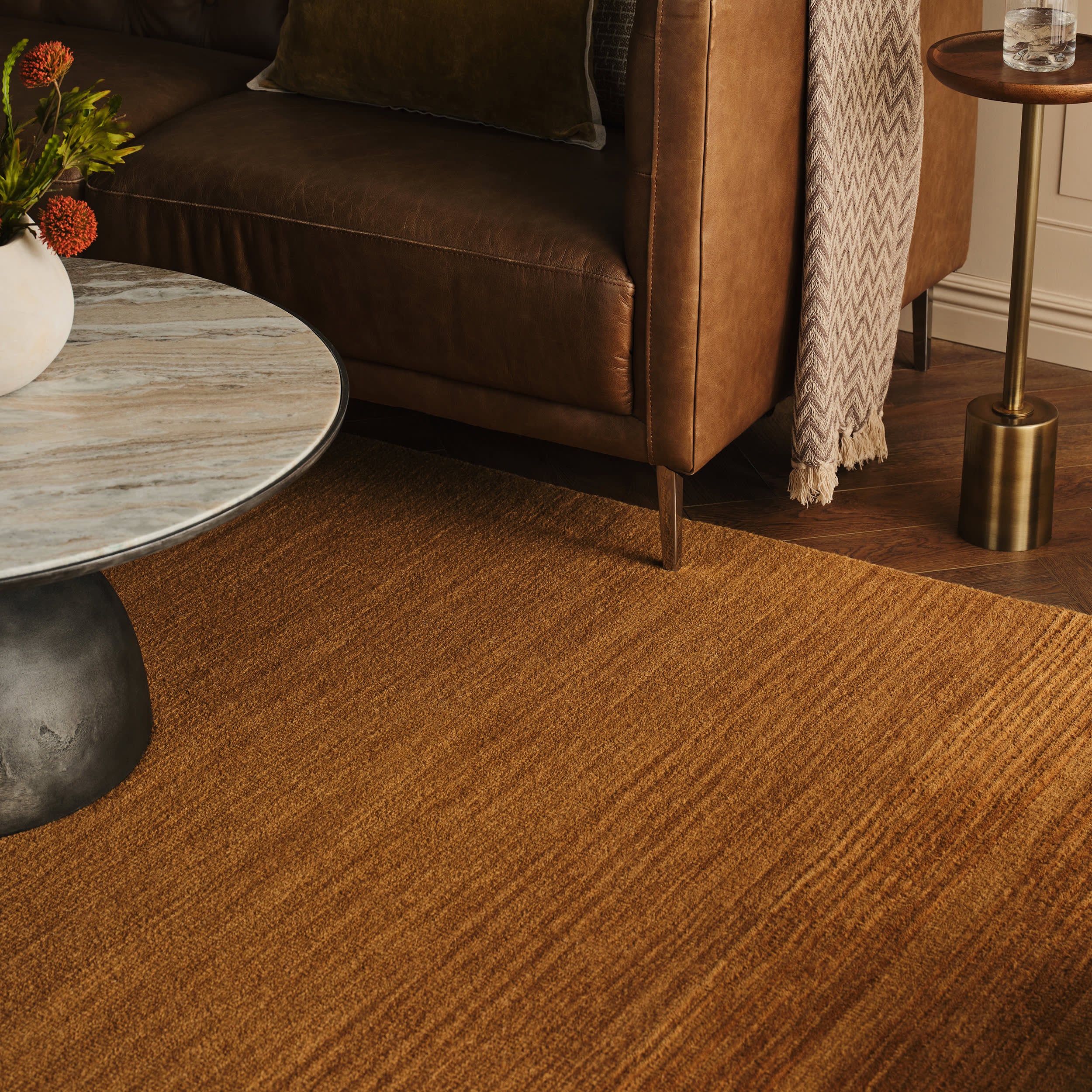 Cotina Modern Bordered Handmade Wool Rug | Amber - Image 7