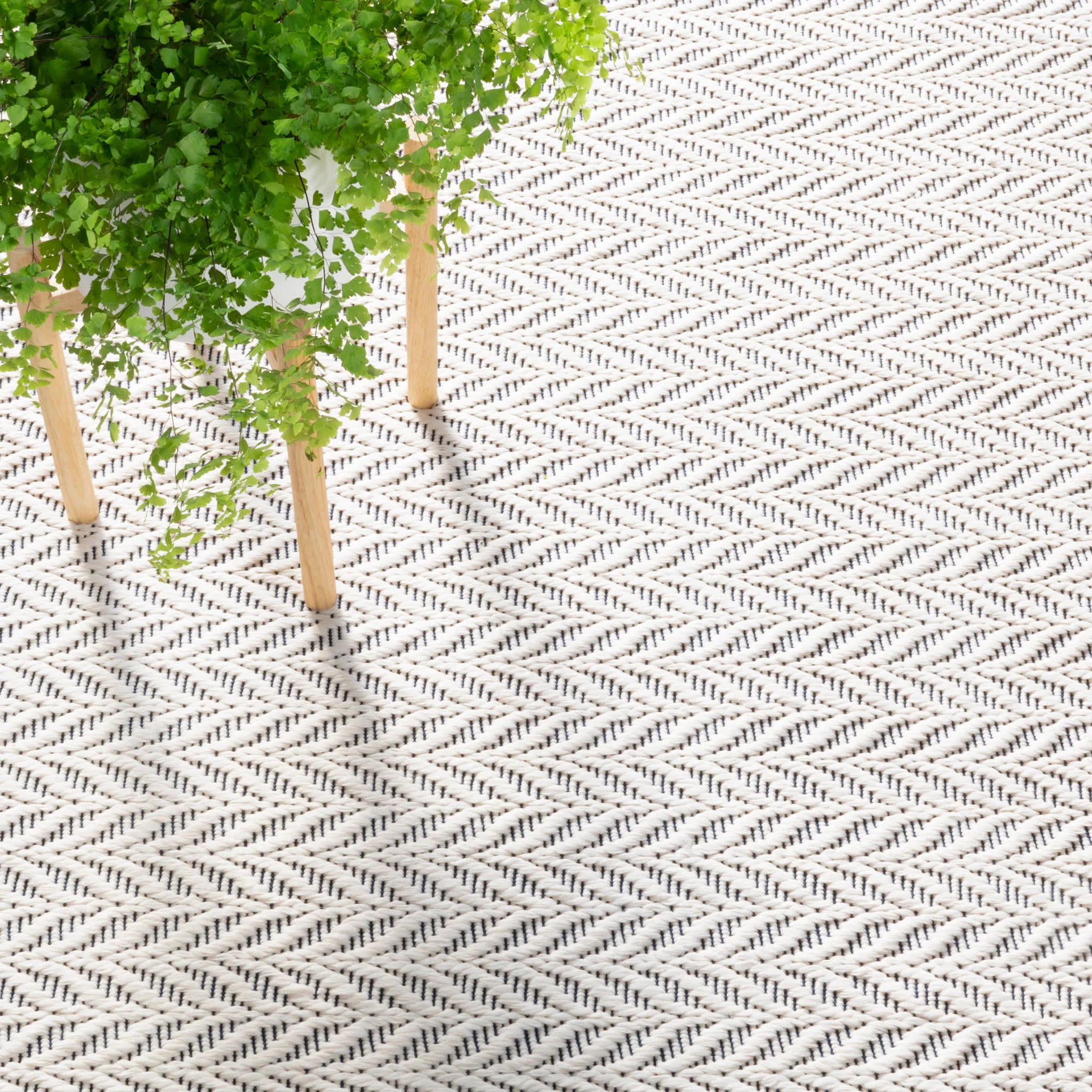Kingsley Handwoven Indoor/Outdoor Rug | Ivory - Image 3