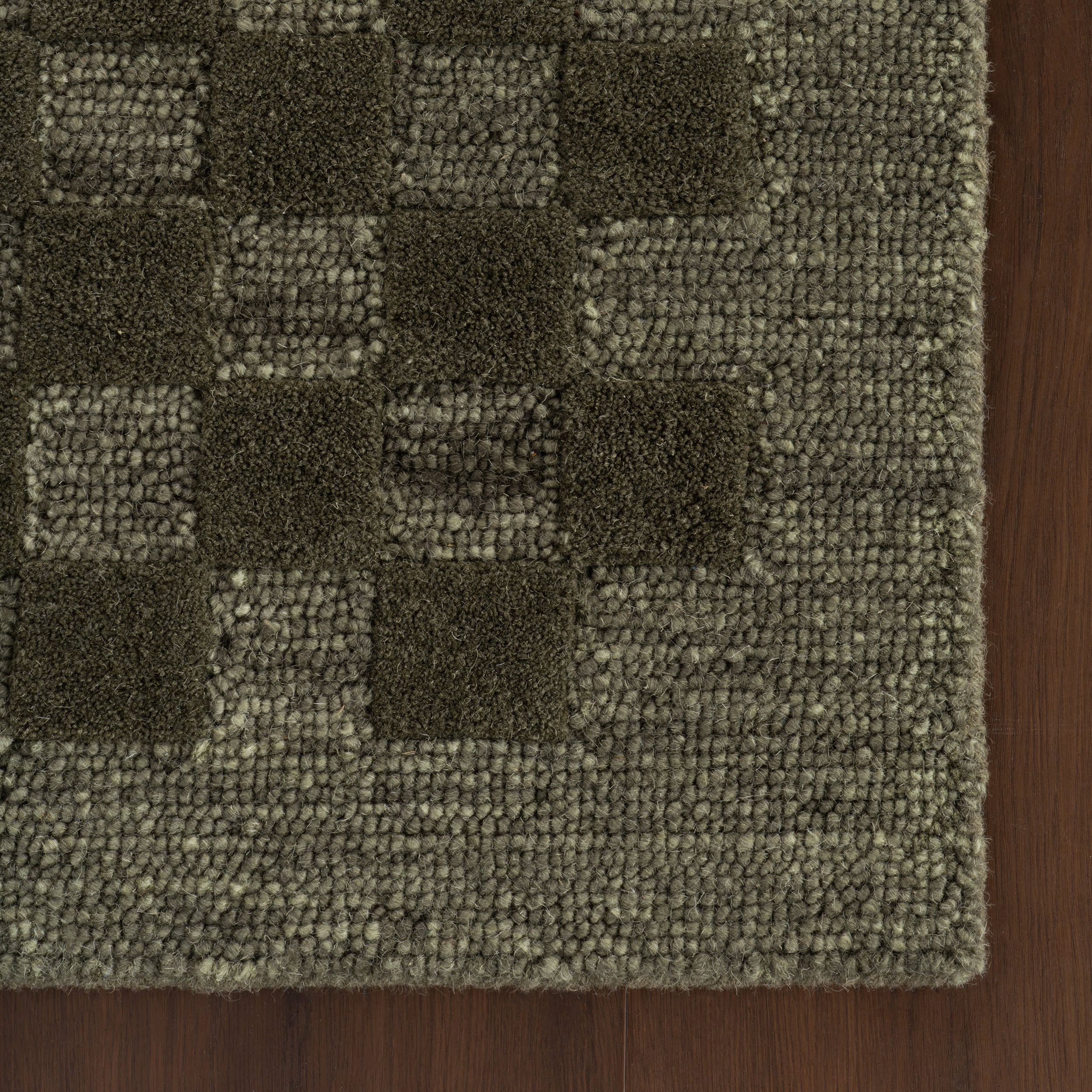 Linthea Modern Checkered Handmade Wool Rug | Green - Image 4