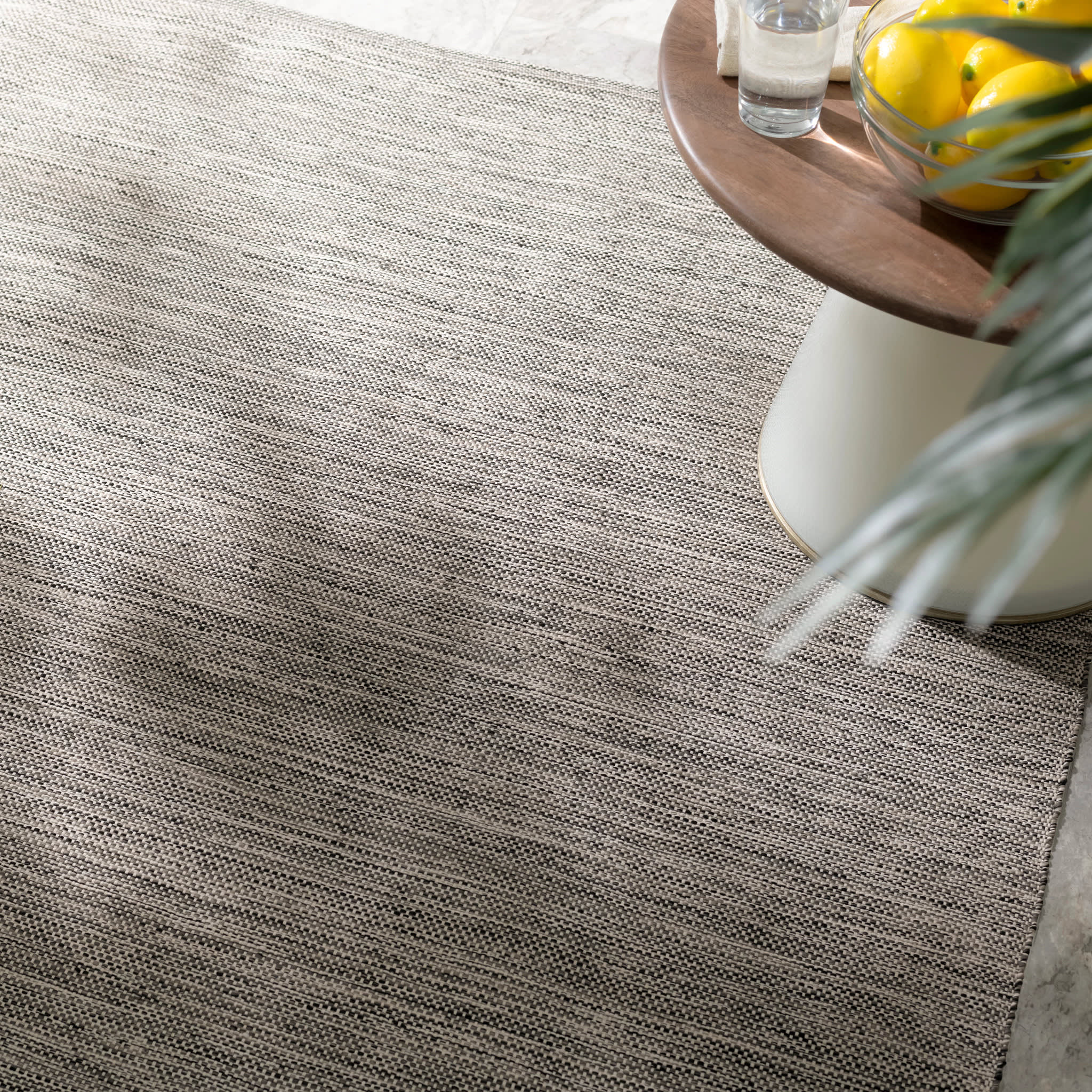 Solid Handwoven Handwoven Indoor/Outdoor Rug | Grey - Image 3