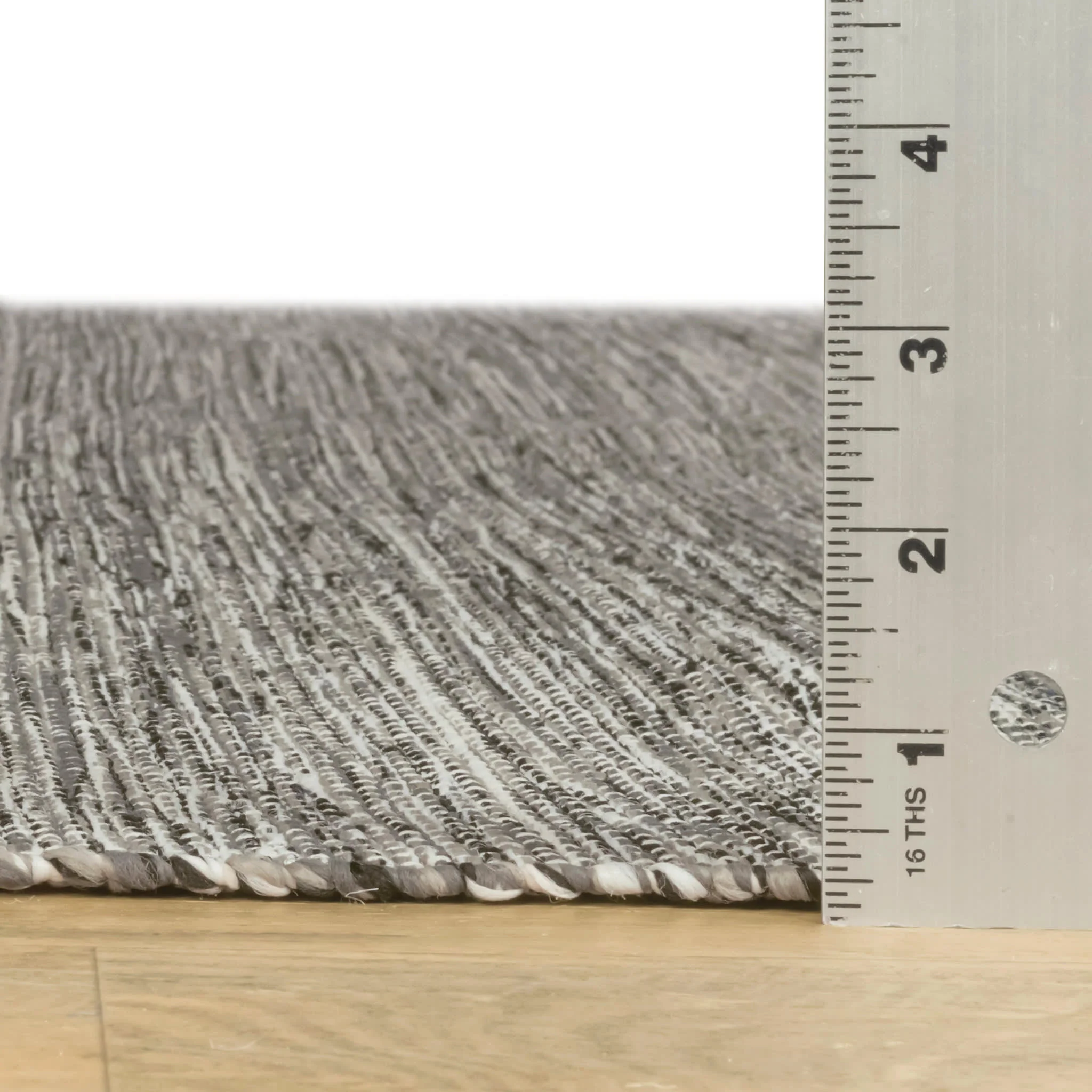 Solid Handwoven Handwoven Indoor/Outdoor Rug | Grey - Image 4