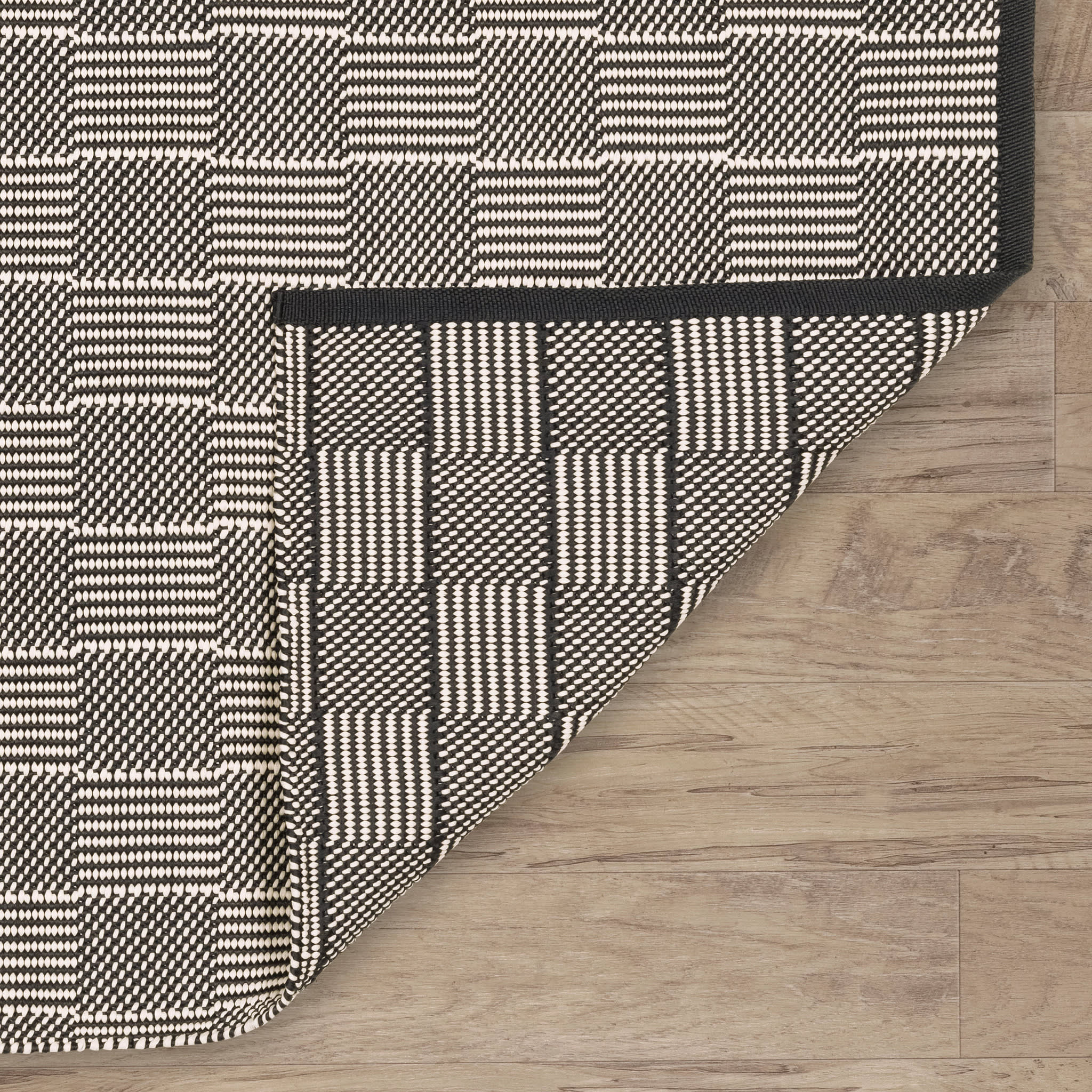 Squares Handwoven Indoor/Outdoor Rug | Navy - Image 6