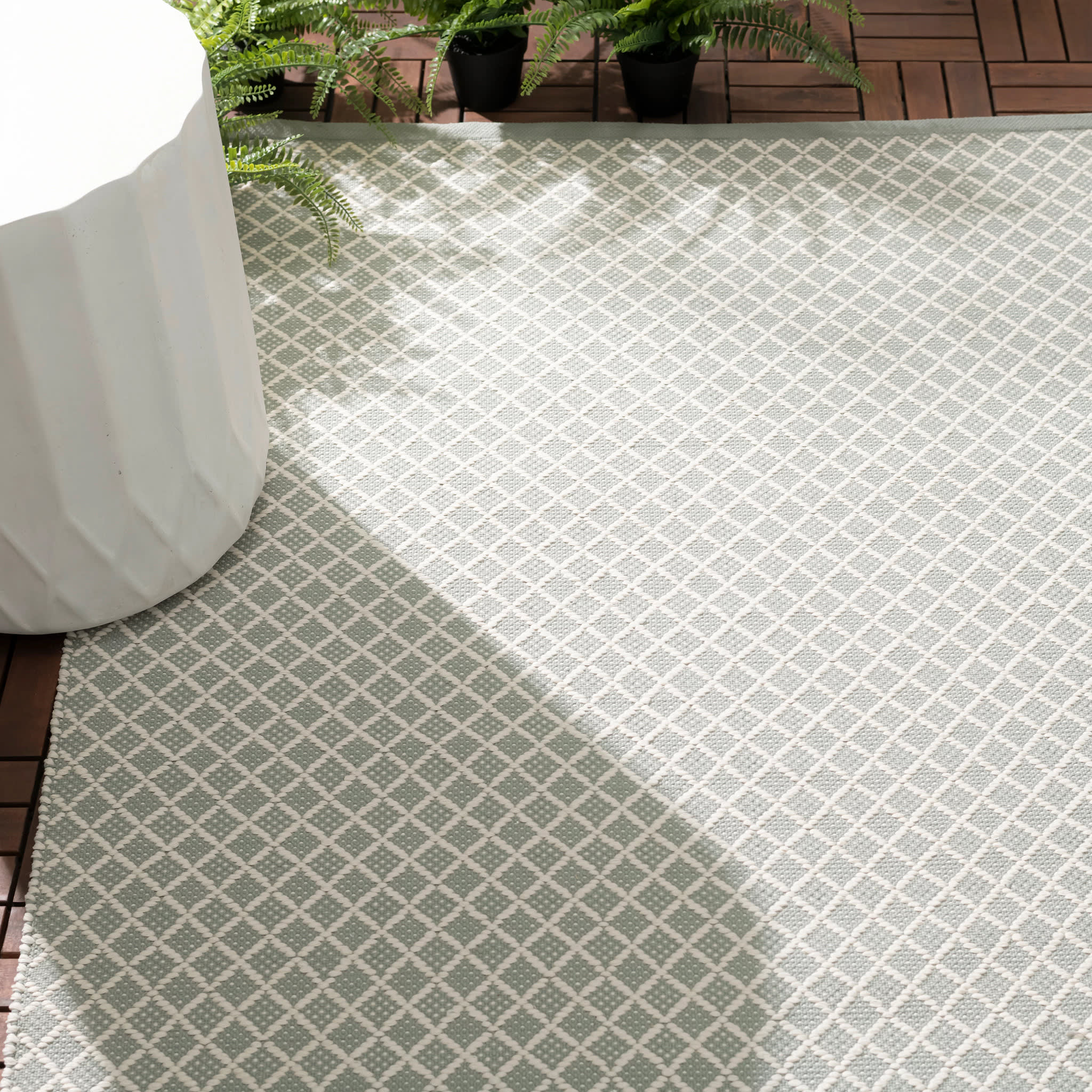 Trellis Handwoven Indoor/Outdoor Rug | Blue - Image 3